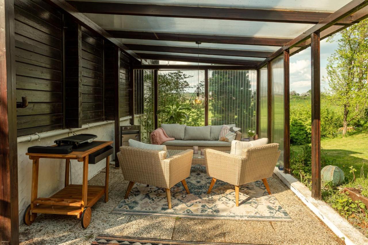 Blockhaus Eifelsteig W/ Kamin Garten & Feuerstelle Berndorf  Luaran gambar